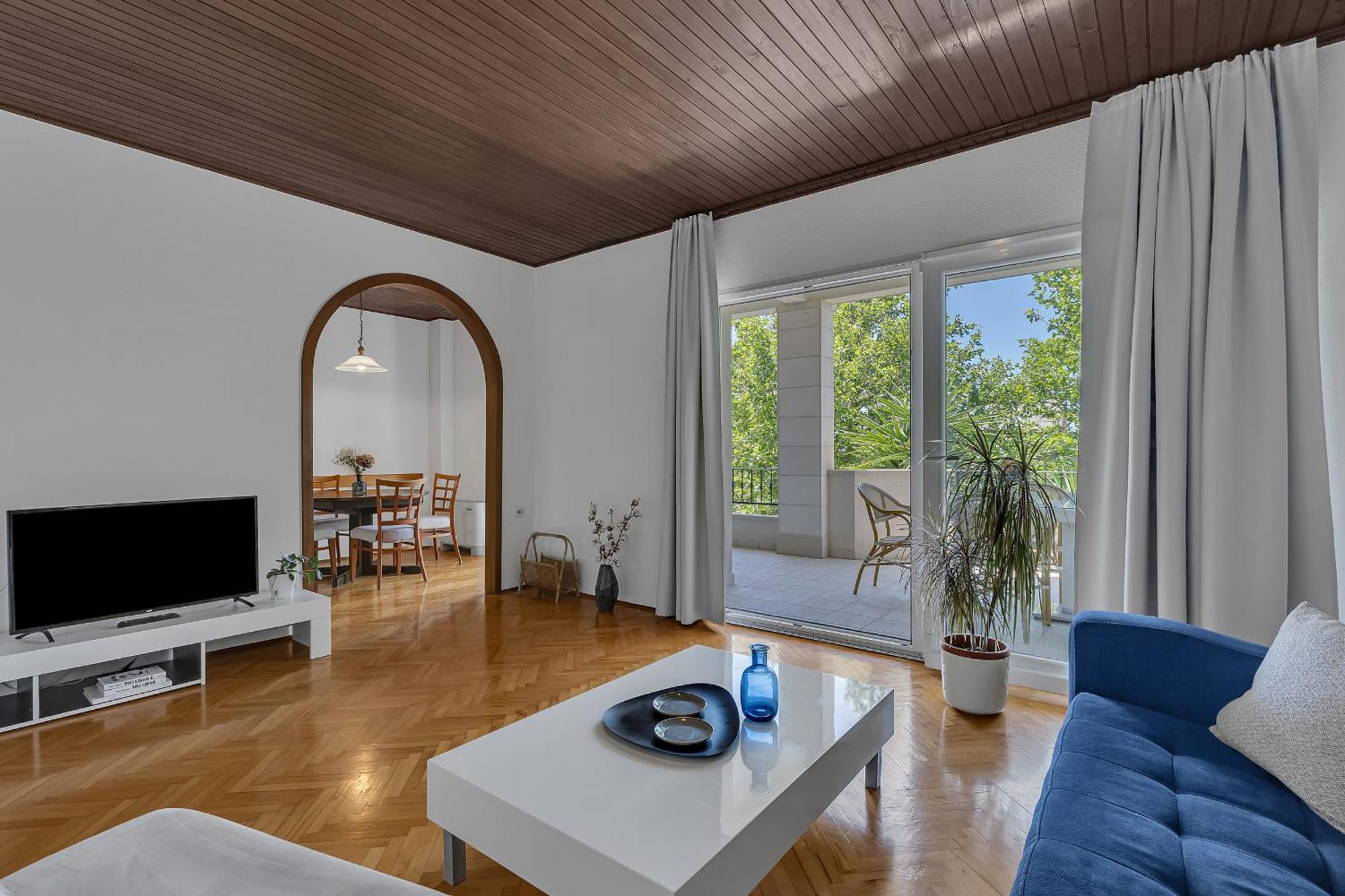 Apartments Villa Lili ทูแชพี ภายนอก รูปภาพ