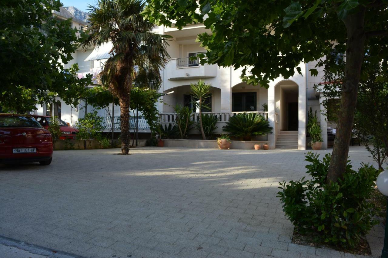 Apartments Villa Lili ทูแชพี ภายนอก รูปภาพ